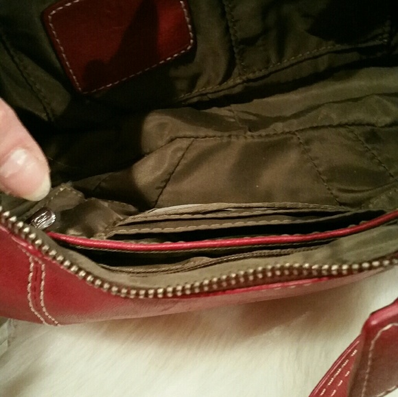 Red leather shoulder bag by NikiJodi - Picture 4 of 6